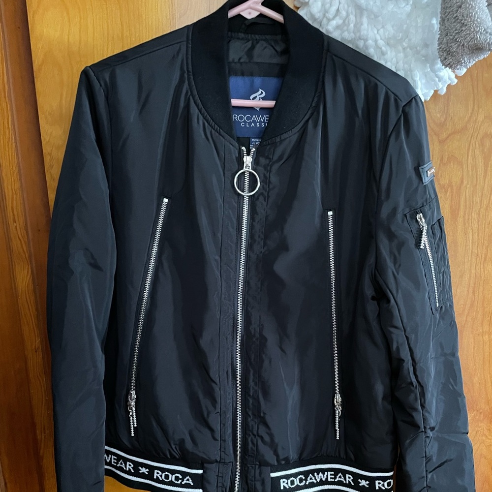 NWT Rocawear Black Logo Zipper Bomber Pilot Flight Jacket L